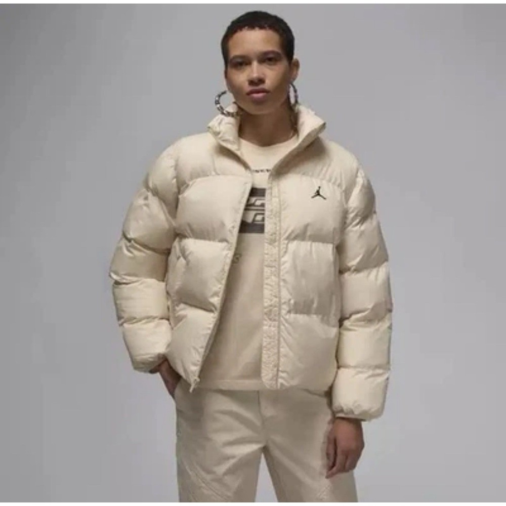 NEW Nike Jordan Puffer Jacket Cream Beige Women's Size Medium FZ4527-203 Jordan
